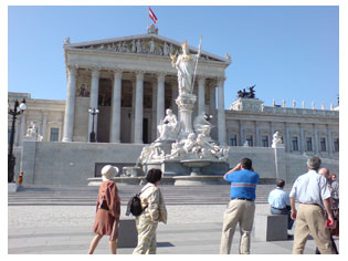 Sightseeing: Parliament Vienna